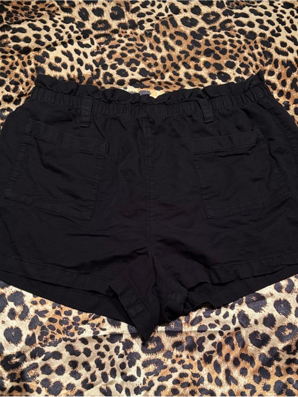 LC Lauren Conrad Black Pocket Front Elastic High Waisted Shorts